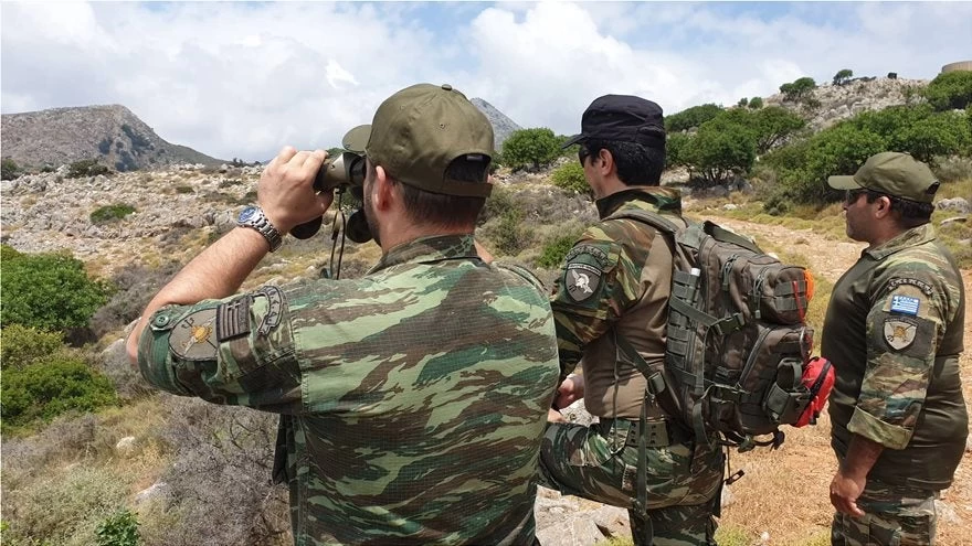 Κρήτη: Επιστρατεύθηκαν άνδρες της ΕΜΑΚ, εθελοντές και κάτοικοι για να βρεθεί ο 20χρονος